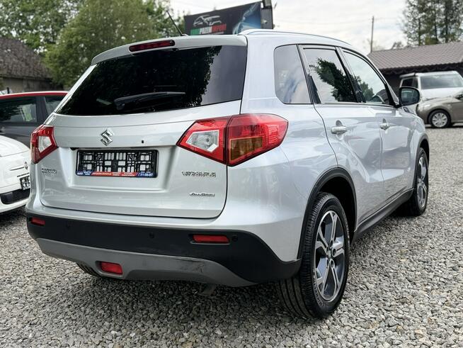 Suzuki Vitara 1,6 i4X4. allgrip skora radar kamera LED