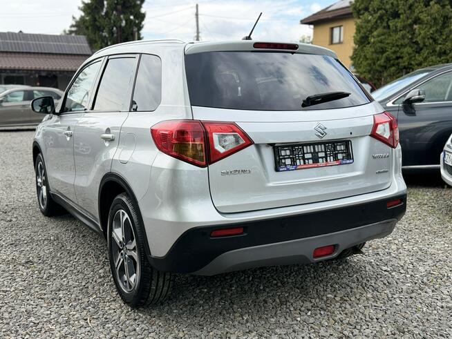 Suzuki Vitara 1,6 i4X4. allgrip skora radar kamera LED