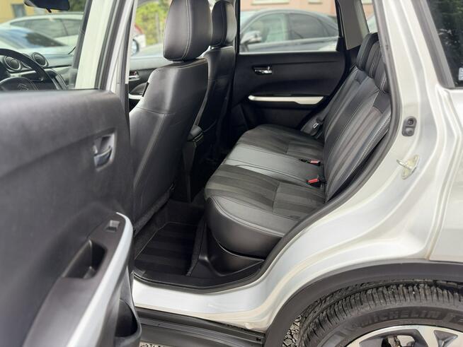 Suzuki Vitara 1,6 i4X4. allgrip skora radar kamera LED