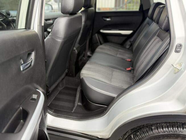 Suzuki Vitara 1,6 i4X4. allgrip skora radar kamera LED