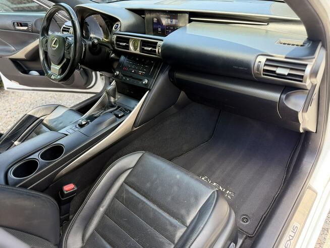 Lexus IS 300h 2.5 hybryda F-Sport navi kamera skóra