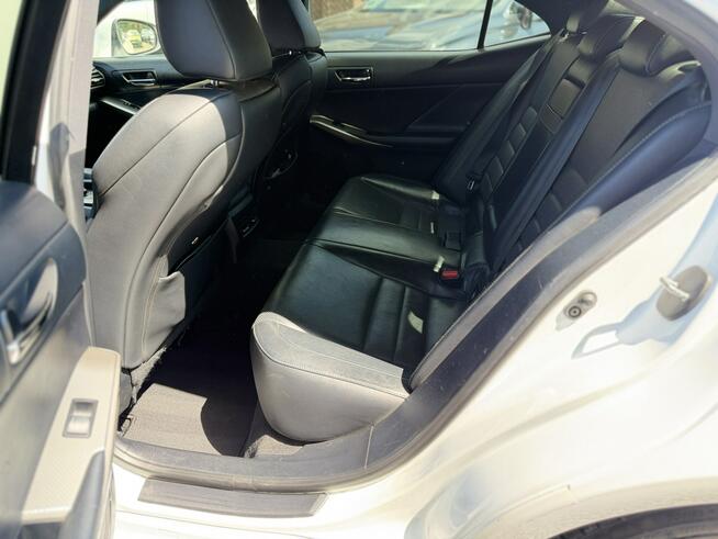 Lexus IS 300h 2.5 hybryda F-Sport navi kamera skóra