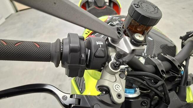 Ducati inny Streetfighter V4 Lamborghini egz. 375/630