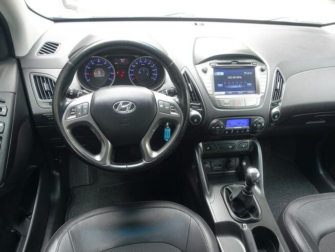 Hyundai ix35 1,6i Navi Alu Ledy Klimatronik Półskóra Serwisa ASO VIP Gwarancja