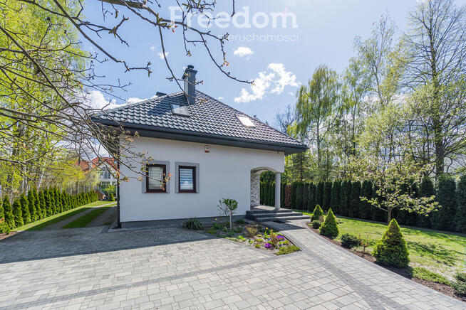 Dom 220 m² w Halinowie na sprzedaż