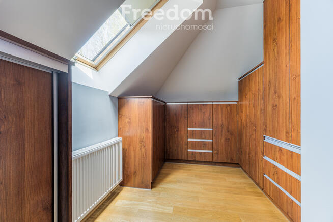 Dom 220 m² w Halinowie na sprzedaż