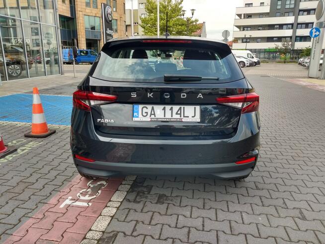 Škoda Fabia 1.0 80KM gwarancja smartlink led czujniki gwarancja lane assist fv23%