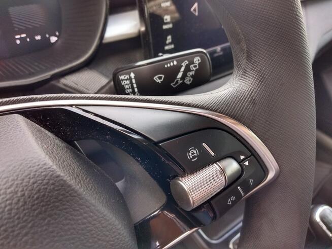 Škoda Fabia 1.0 80KM gwarancja smartlink led czujniki gwarancja lane assist fv23%