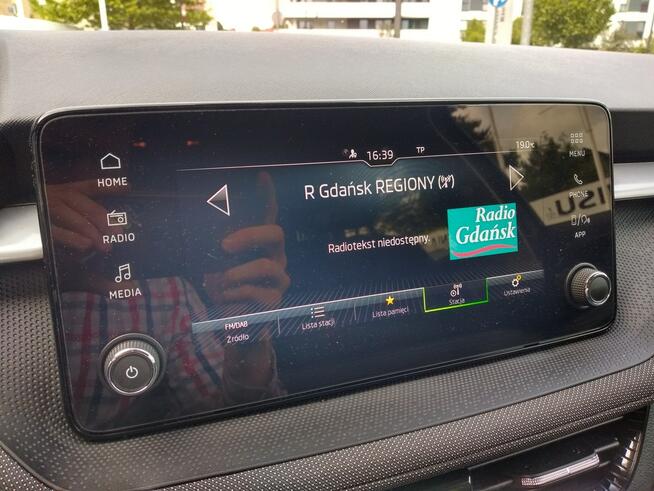 Škoda Fabia 1.0 80KM gwarancja smartlink led czujniki gwarancja lane assist fv23%