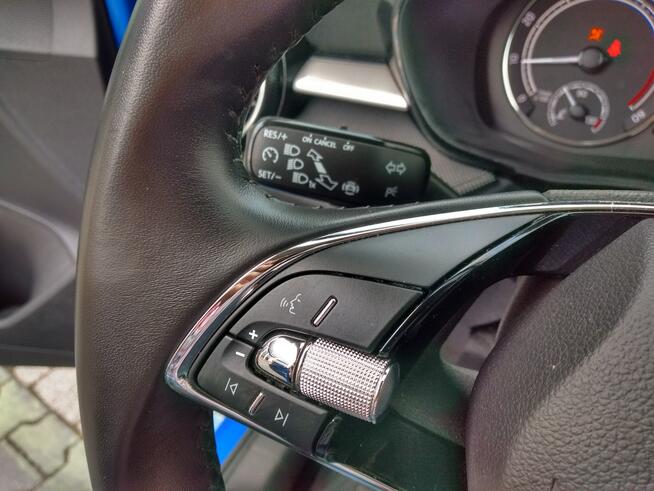 Škoda Fabia 1.0 TSI 110km kamera tempomat led smartlink lane assist fv23%