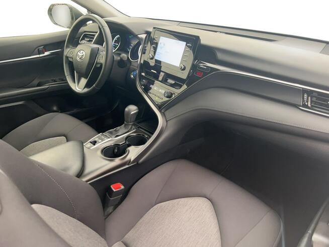 Toyota Camry 2.5 Hybrid Comfort CVT Sedan