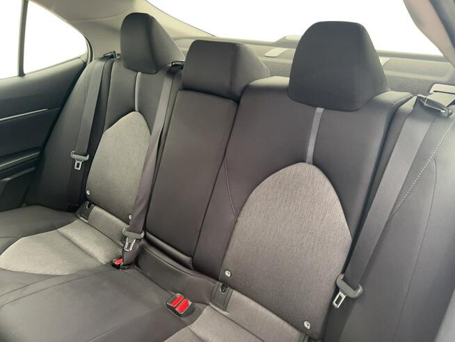 Toyota Camry 2.5 Hybrid Comfort CVT Sedan