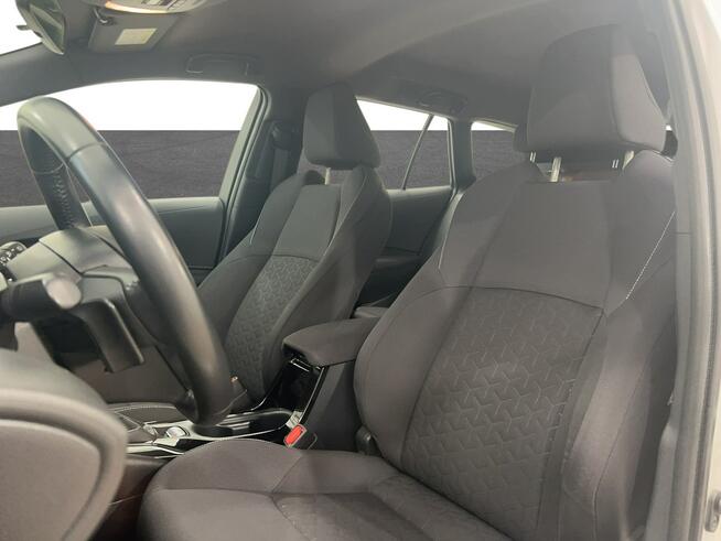 Toyota Corolla 2.0 Hybrid Style Kombi