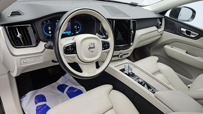 Volvo XC 60 B5 B AWD Plus Bright aut ! Z Polskiego Salonu ! Faktura Vat !