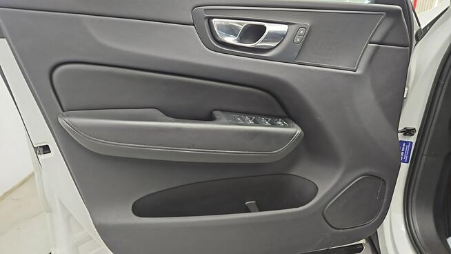 Volvo XC 60 B4 D Core aut ! Z Polskiego Salonu ! Faktura Vat !