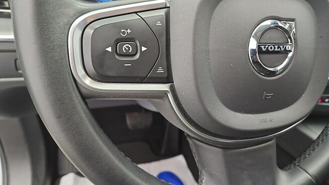 Volvo XC 60 B4 D Core aut ! Z Polskiego Salonu ! Faktura Vat !