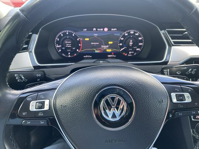Volkswagen Passat Highline 1.4 Tsi automat wirtualne zegary alcantara polski salon