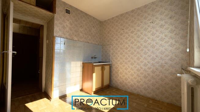 28,10 m2 Kawalerka, 1 piętro, balkon, Szkolna!