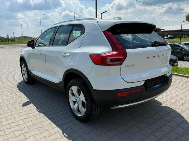 Volvo XC 40 Momentum*KameraCofania*Led*OryginalnyPrzebieg*Climatronic*Zadbany*FV23