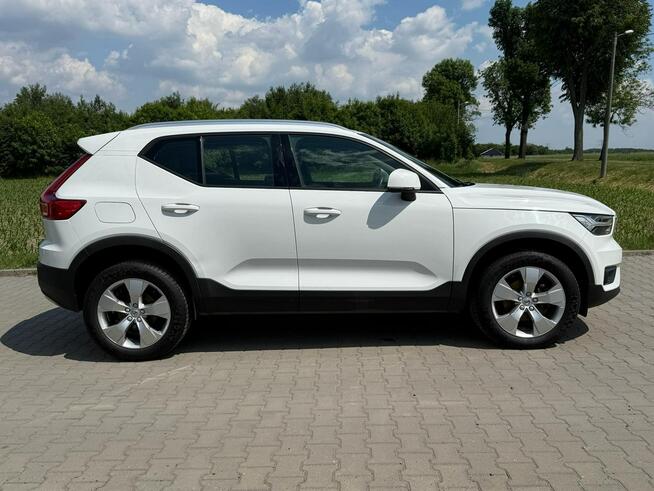 Volvo XC 40 Momentum*KameraCofania*Led*OryginalnyPrzebieg*Climatronic*Zadbany*FV23