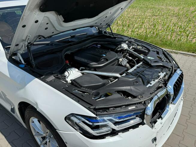 BMW 520 LuxuryLine*Laser*Panorama*Pneumatyka*HeadUp*Kamera*NiskiPrzebieg*FV23%