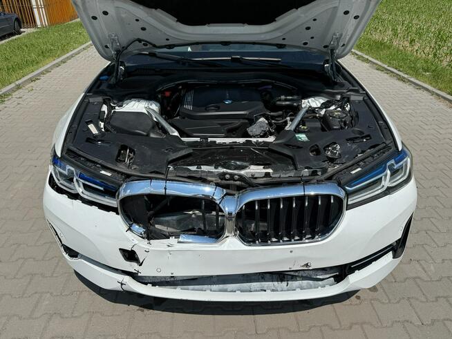 BMW 520 LuxuryLine*Laser*Panorama*Pneumatyka*HeadUp*Kamera*NiskiPrzebieg*FV23%