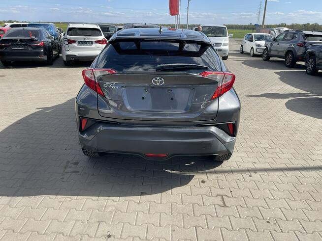 Toyota C-HR Kamera Podgrzewanie oryginalny przebieg