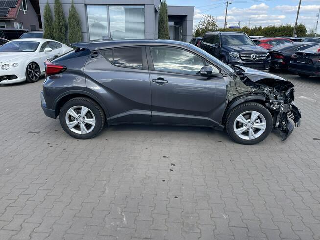 Toyota C-HR Kamera Podgrzewanie oryginalny przebieg