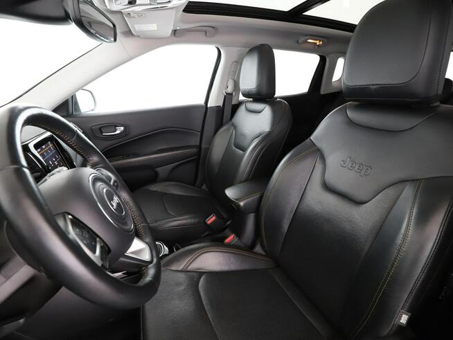 Jeep Compass FV23% Limited automat 4x4 170KM skóra panorama kamera navi BeatsAudio