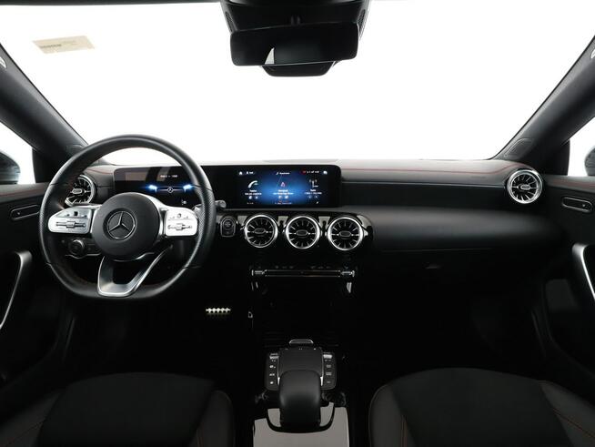Mercedes CLA 180 fv23, mhev, full led, virtual, navi, kamera, asystenci, automat, amg-l