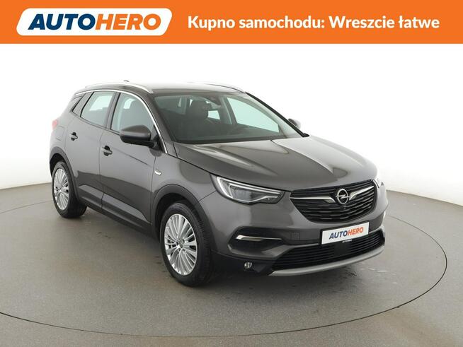 Opel Grandland X skóra, automat, led, grzane fotele + kanapa, pdc, 2 strefowa klima