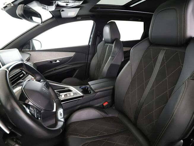 Peugeot 5008 GT, full led, panorama, skóra, automat, 7 os., kamery 360°