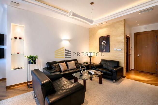 Apartment with Green Terrace& Pool& Gym& Consierge