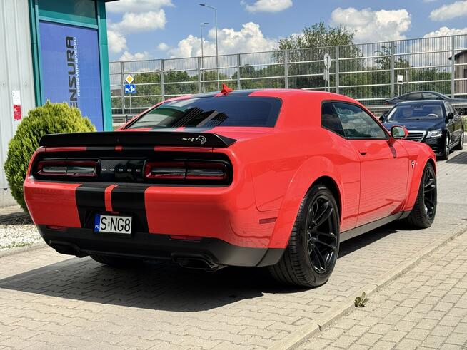 Dodge Challenger SRT Hellcat 6.2 V8 HEMI 717KM. Bezwypadkowy.