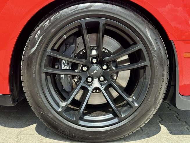 Dodge Challenger SRT Hellcat 6.2 V8 HEMI 717KM. Bezwypadkowy.