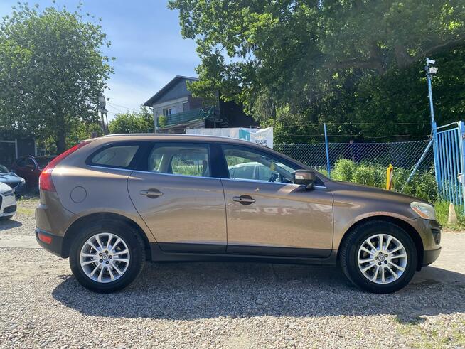 Volvo XC 60 2.4d5 automat AWD max wersja full serwis 205 koni 1.r.gwarancji zamian