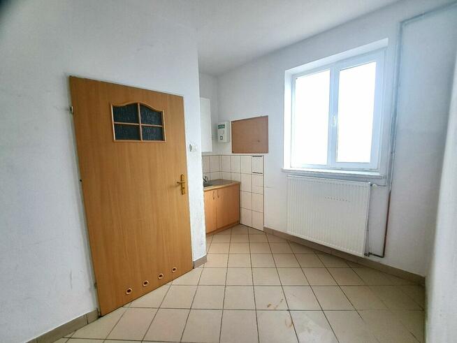 Do wynajęcia lokal usługowy 105 mkw. parter, centrum Zagórz