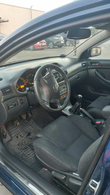 Toyota avensis T25