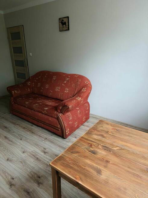 pokój jednoosobowy w mieszkaniu dwupokojowym