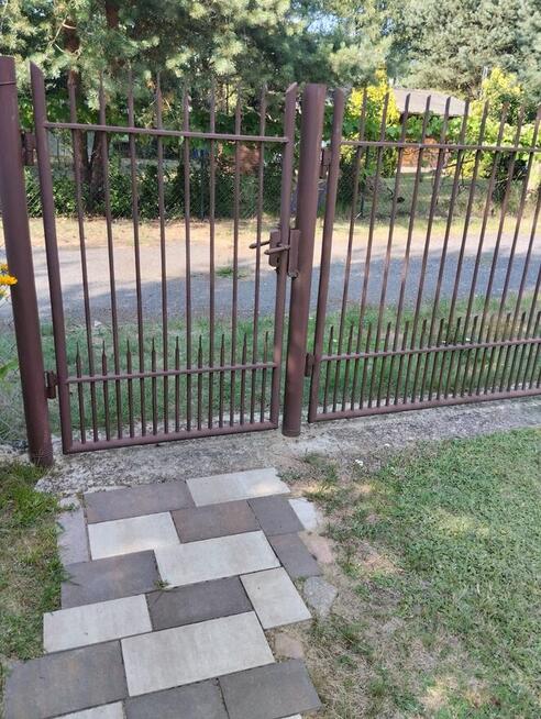 Sprzedam Działkę z Domem