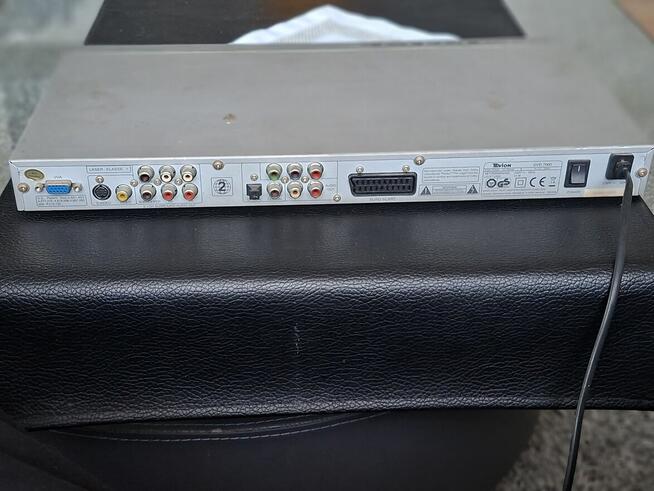 Odtwarzacz DVD Tevion DVD 7000 Srebrny Odtwarza każdą płytę,