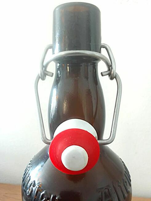 Stara butelka od piwa Altenmünster Brauer Bier Niemcy 0,5 l.