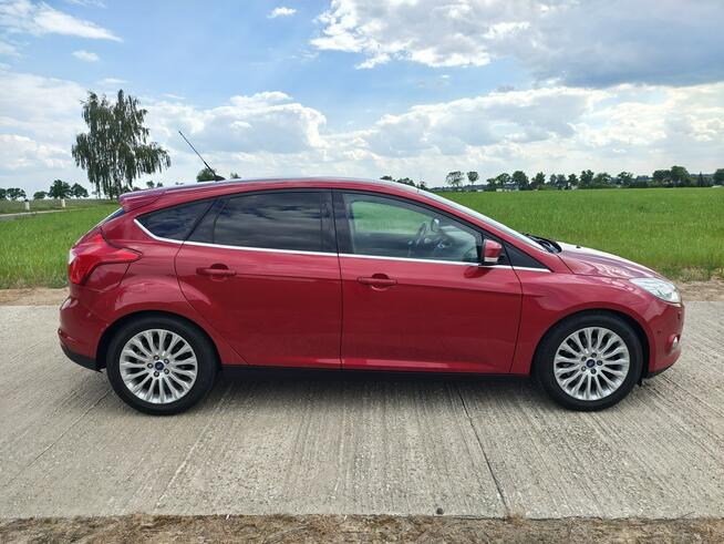 Ford Focus TITANIUM 1.6 Benzyna 150KM Salon Polska Serwis ASO Drugi komplet kół!