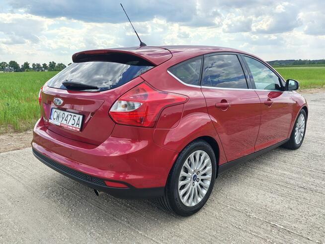 Ford Focus TITANIUM 1.6 Benzyna 150KM Salon Polska Serwis ASO Drugi komplet kół!