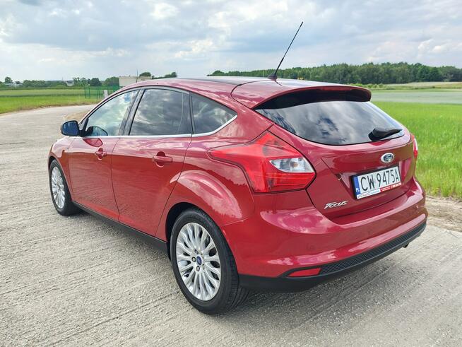 Ford Focus TITANIUM 1.6 Benzyna 150KM Salon Polska Serwis ASO Drugi komplet kół!