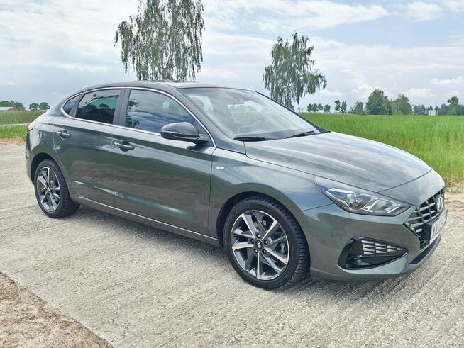 Hyundai i30 Fastback 1.5 T-GDi Automat 7DCT 48V 160KM Smart Salon Polska 41.000 km