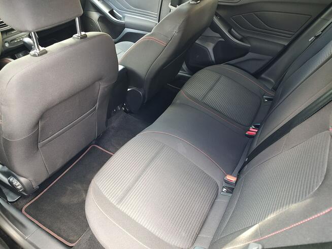 Ford Focus ST-Line X Kombi 1.0 EcoBoost mHEV 155 KM