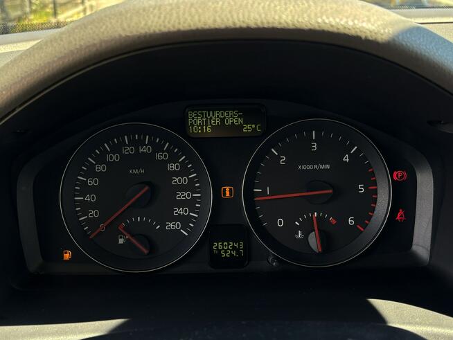 Volvo S40 1.6 diesel 109km SKÓRA klima CZUJNIKI serwis BEZWYPADEK 2010