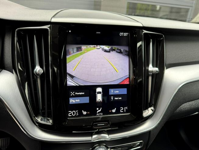 Volvo XC 60 2.0 B4 197KM AWD Monumentum PRO LED Kamera HAK Komforty