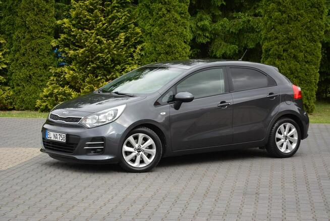 Kia Rio Klimatronic Grzane fotele Grzana kierownica Parktronic z Niemiec